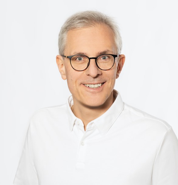 Dr. med. Stefan Bernand Dr. med. Stefan Bernand